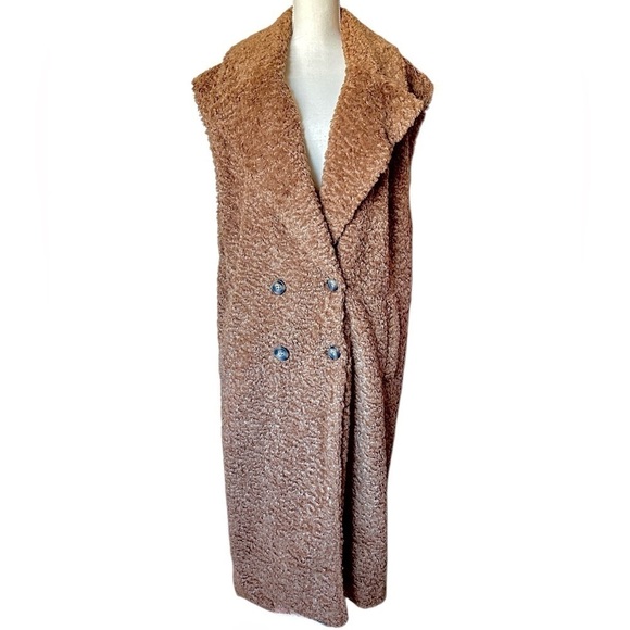 NWT Free People Cozy Time Vest in Cashew - Picture 6 of 9